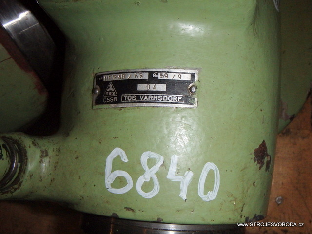 Frézovací přístroj UFP 40/63 (06840 (4).JPG)